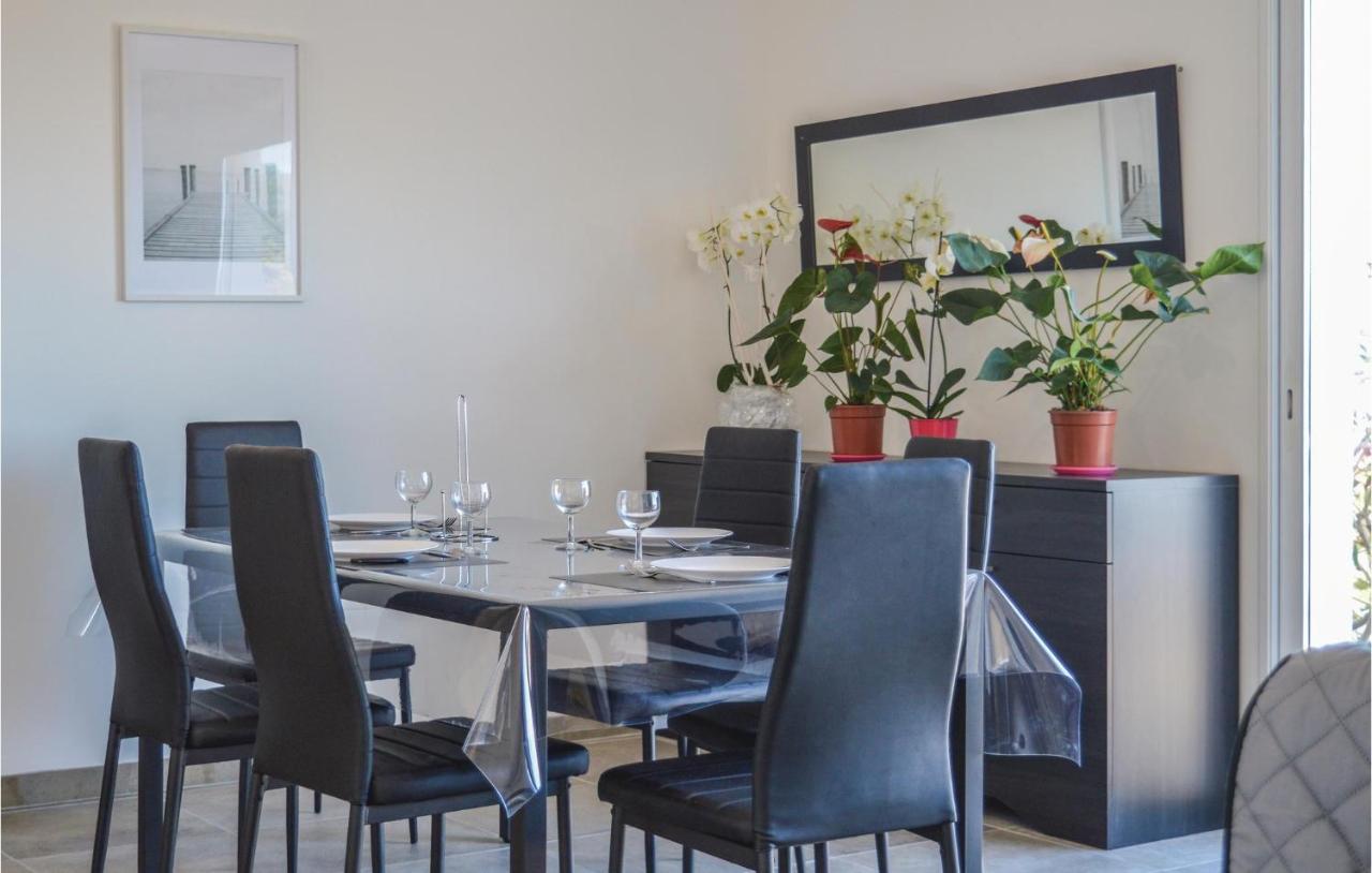 Awesome Apartment In Coti Chiavari With Kitchen Exterior foto