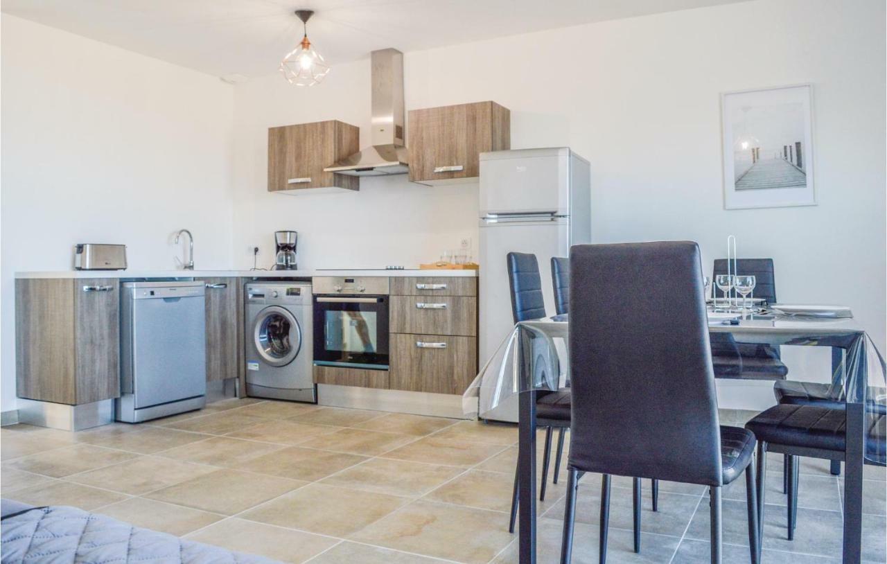 Awesome Apartment In Coti Chiavari With Kitchen Exterior foto